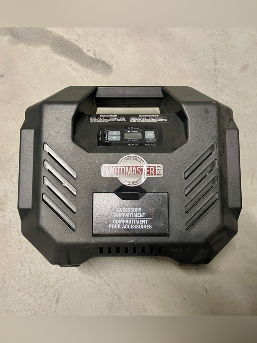 MotoMaster Portable Air Compressor - Black - New - Programmable